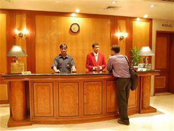 Celebrations Hotel Нави Мумбай Екстериор снимка